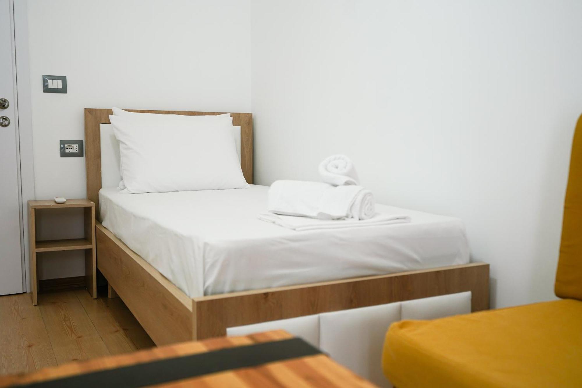 Ora Apartment Gjirokastër Exterior foto